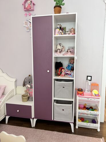 Детские шкафы: Б/у, Для девочки, Прямой шкаф, 1 дверь, Распашной, Без зеркала, Турция
