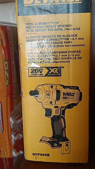 Электроинструменты: Аккумуляторный ударный гайковерт 1/2 DEWALT DCF896B 20V MAX тушка для — 2