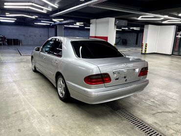 Mercedes-Benz: Mercedes-Benz E-Class: 2002 г., 3.2 л, Автомат, Бензин, Седан — 7