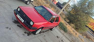 audu a4: Volkswagen Golf: 1991 г., 1.8 л, Механика, Хэтчбэк — 1
