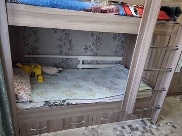 двухэтажный кровать детский: Срочно продаём двухъярусную кровать, в хорошем состоянии, без матрасов