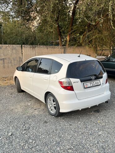 машина кейж: Honda Fit: 2009 г., 1.5 л, Автоматтык, Бензин