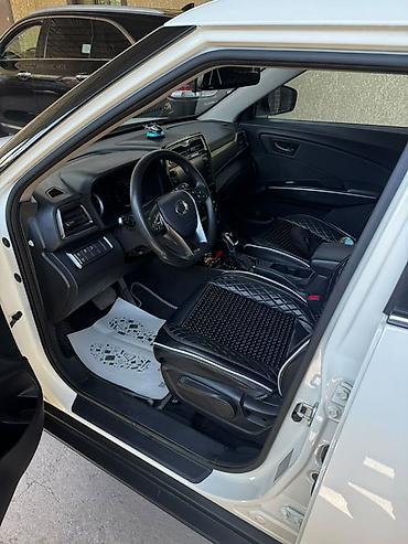 e6 3: Ssangyong Tivoli: 2020 г., 1.6 л, Типтроник, Дизель, Кроссовер — 5