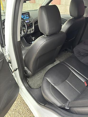 Chevrolet: Chevrolet Spark: 2016 г., 1 л, Автомат, Бензин, Хэтчбэк — 11