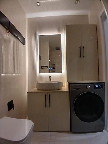balaca ev dizaynlari: Məhsul: Kompakt hamam mebeli dəsti və məişət texnikası üçün — 1