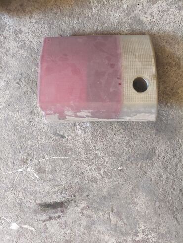 Audi: Audi 80: 1988 г., Седан — 12