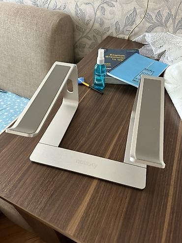 macbook m3 pro: Nulaxy alüminium noutbuk stendi - Material: möhkəm alüminium ərintisi — 1