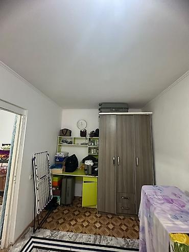1комнат квартиры: 2 комнаты, 43 м², 104 серия, 1 этаж, Косметический ремонт — 10