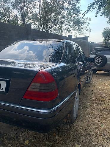вампер с4: Mercedes-Benz C-Class: 1995 г., 2 л, Автомат — 3
