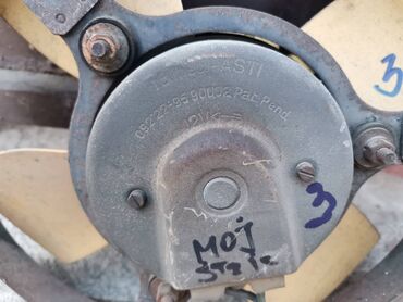 Auto delovi: Ventilator hladnjaka Lada 2107 Riva sa postoljem broj 3. Polovani — 7