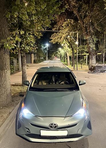Унаа сатуу: Toyota Prius: 2016 г., 1.8 л, Вариатор, Гибрид, Лифтбек — 1