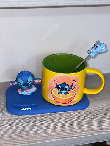 triko dest: Stitch temalı fincan dəsti - Tərkib: 1 keramika fincan, 1 metal qaşıq — 2