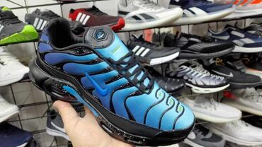 adidas tenis patike: Patike