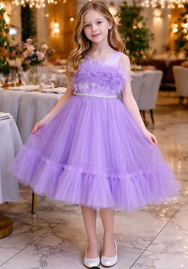 Продам нарядное платье на девочку 7-10 лет. Качественная ткань, пошив at lalafo.kg Продам нарядное платье на девочку 7-10 лет. Качественная ткань, пошив