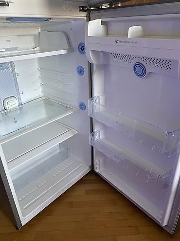lg lhd 657: İşlənmiş LG iki qapılı soyuducu - Brend: LG - Rəng: gümüşü/metallik - — 1