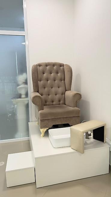 ucuz mebeler: Pedikür üçün salon komplekti - Yüksək arxalı, düyməli kapitone — 3