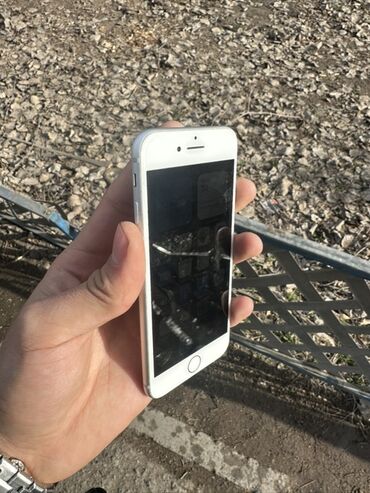 Apple iPhone: IPhone 8, Б/у, 64 ГБ, Белый, Чехол, 71 % — 8