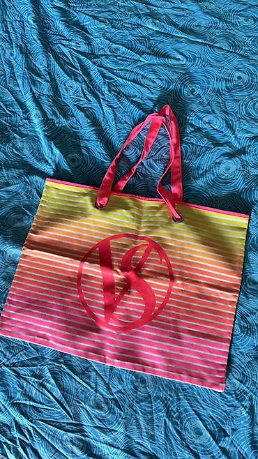 Çantalar: Victoria’s Secret fosfor yay cantasi. Hec bir vaxt istifade olunmayib — 1