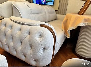 divan parcaları: İşıq krem rəngində yumşaq toxumalı salon dəsti - 1 ədəd geniş divan — 2