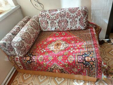 acilib baglanan: İşlənmiş, Kreslo-kravat