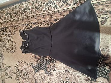 вечерних платьев: Нарядные женские платья для торжественных случаев. В комплекте — 3