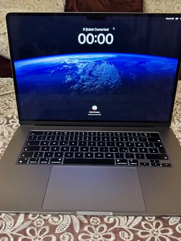 işlənmiş notebook: İşlənmiş Apple MacBook, 15 ", Apple M3, 256 GB, Pulsuz çatdırılma