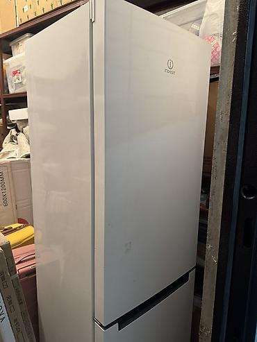 indesit: Холодильник Indesit, Б/у, Двухкамерный, De frost (капельный), 60 * 185 * 64 — 4