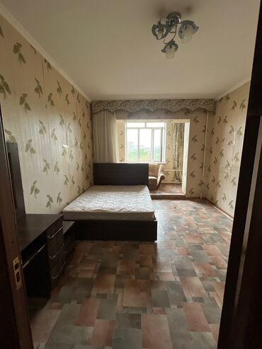 Долгосрочная аренда домов: 90 м², 2 комнаты, Утепленный, Бронированные двери, Балкон застеклен
