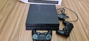 игровые джостики: Продаю Sony PS4 1TB (Original) + джостик DUALSHOCK. Куплен в Украине