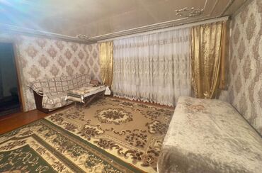 Günlük kirayə evlər: 300 kv. m, 8 otaq, Qaz — 6