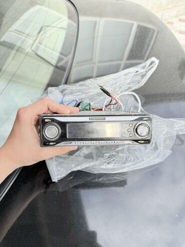 irshad electronics soyuducular: Maqnitol, Pioneer, AUX