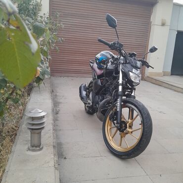 Kvadrosikllar: Yamaha 40000 km