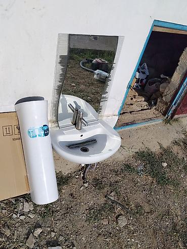 hamam ucun tulpan: Hamam üçün komplekt: - Divara quraşdırılan keramika əl-üz yuma lavabı — 3