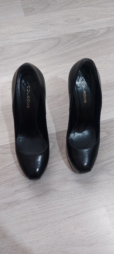 бирюзовые туфли: Туфли, 38, цвет - Черный