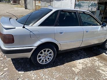 капот б4: Audi 80: 1993 г., 2 л, Механика, Бензин, Седан — 3