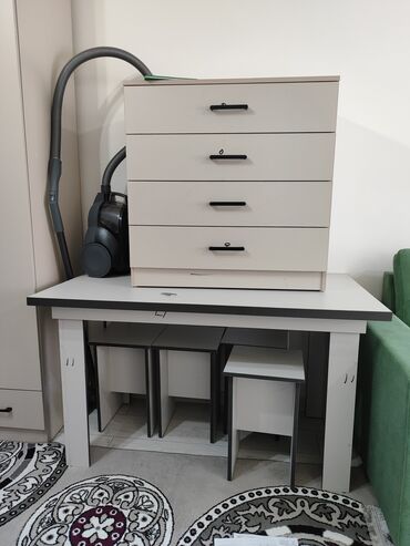 шкаф камод: Кухонный Стол, цвет - Бежевый, Новый