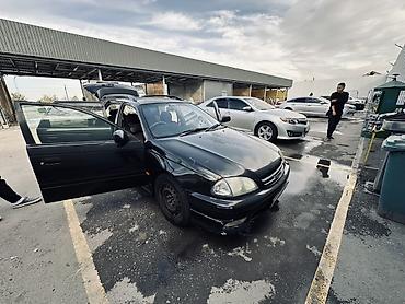 mark 2 blit: Toyota Caldina: 2002 г., 2 л, Автомат, Газ, Универсал — 1