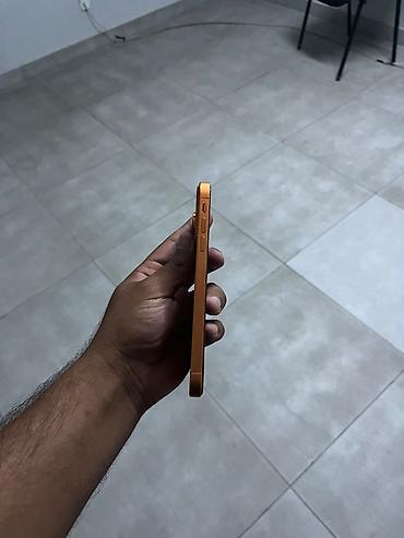 iphone 17 pro narıncı: IPhone 17 Pro, 128 GB, Narıncı, Barmaq izi, Face ID — 3