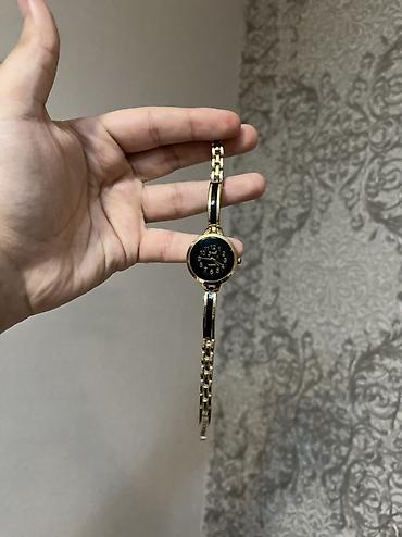 qizil saatlar instagram: Qadın qol saatı – qızılı rəng - Korpus: metal, qızılı rəng - — 3