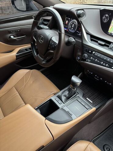 Lexus: Lexus ES: 2019 г., 2.5 л, Вариатор, Гибрид, Седан — 10