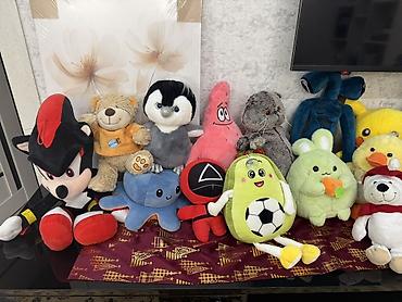 Игрушки: Мягкие игрушки – большая подборка персонажей и зверят почти новые — 3