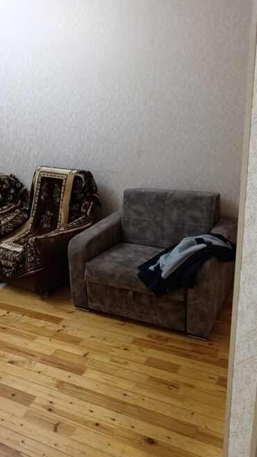 Uzunmüddətli kirayə mənzillər: Mebelli 2 otaqlı mənzil – fotolardakı kimi tam yaşayış üçün hazır. - — 1