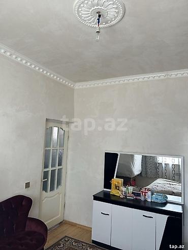 mehdiabad ev: Ev 2 yataq otağı, 1 mətbəx və geniş salondan ibarətdir. Evdə olan — 7