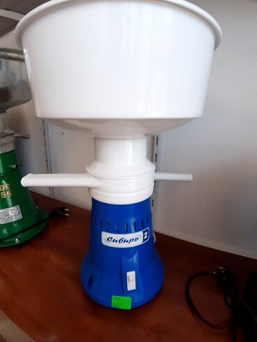 угловая вытяжка для кухни: Кухонный комбайн