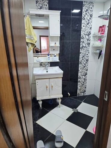 Köhnə tikili: Bakı, Yeni Günəşli Massiv Q, 3 otaqlı, Köhnə tikili, m. Xalqlar Dostluğu, 70 kv. m — 10