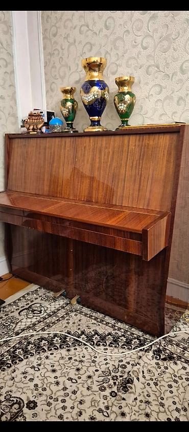 Musiqi alətləri: Upright pianino – “Красный Октябрь” (sovet istehsalı) - Korpus — 3