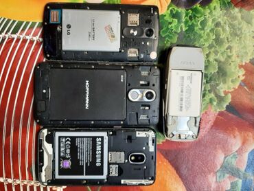 Samsung: Samsung Galaxy J2 2016, 2 GB, rəng - Qara, Sensor, İki sim kartlı — 4