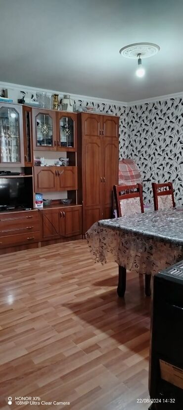 heyet evi bine: 2 otaqlı, 45 kv. m, Kredit yoxdur, Orta təmir