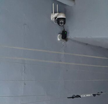 Uzunmüddətli kirayə mənzillər: Xanım ev yoldaşı axtarılır. Mənzil Bakıxanov qəsəbəsində mərkəzi yola — 24