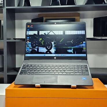 250 gb hard disk: HP 15.6 ", Intel Celeron, 128 ГБ
